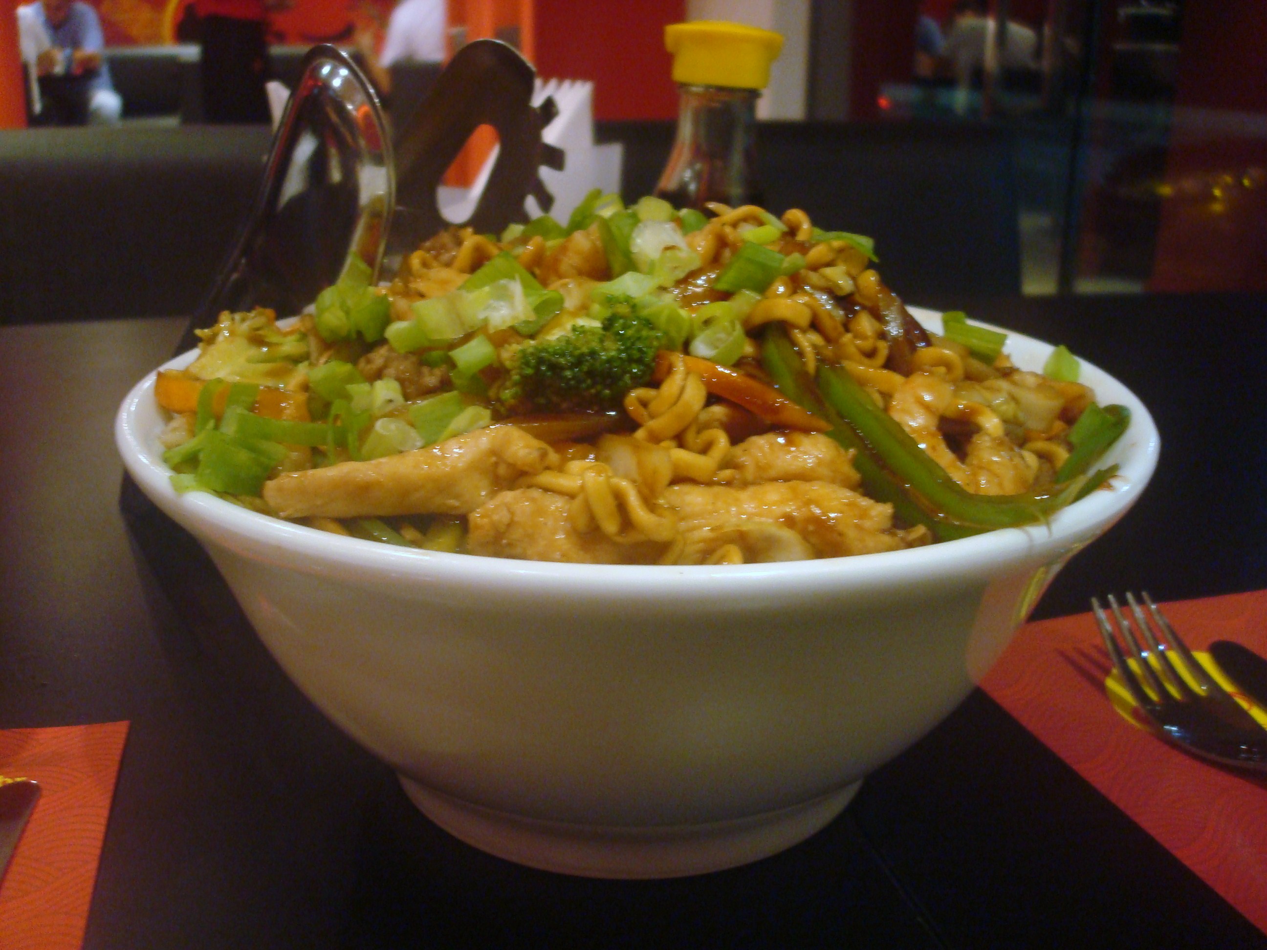 Oriente Fast - Yakisoba - Onde Comer em Salvador - Restaurante chinês em Salvador - Vares e Restaurantes em Salvador